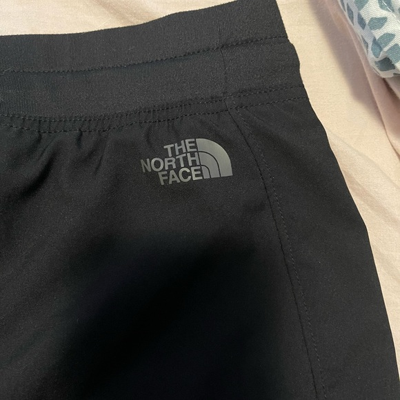 SKORT - Picture 3 of 4